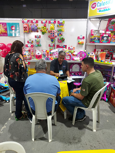 EMPRESA XX NA SHOWBRINQ DE CIDADE TAL